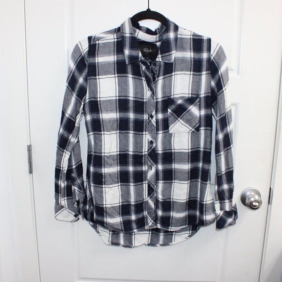 Rails Size Medium Hunter Plaid Long Sleeve Button Down Navy and White - Picture 1 of 3